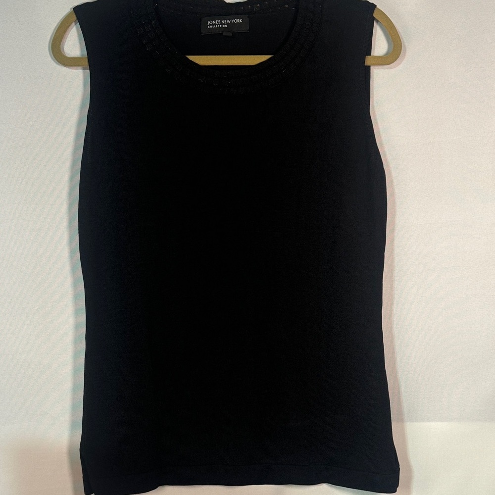 Jones New York Black Beaded Neck Sleeveless Top
